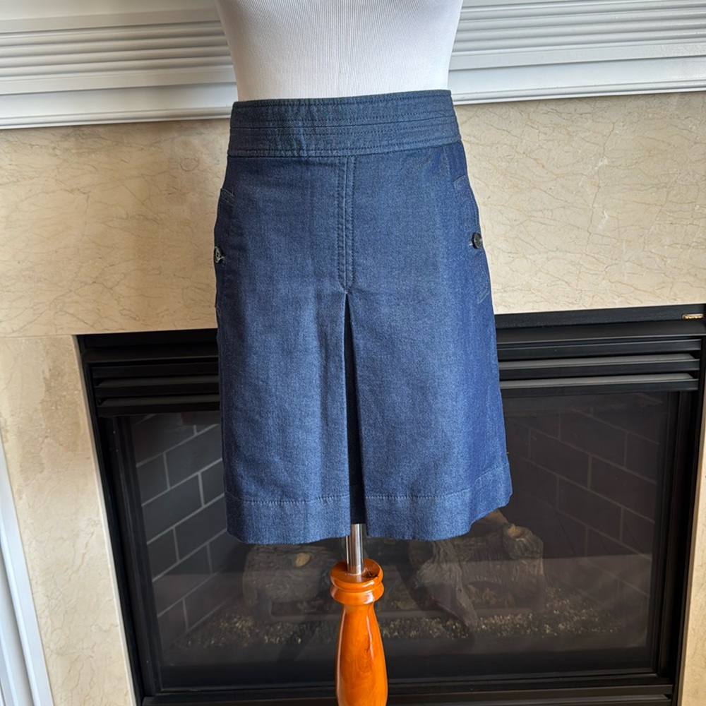 ANN TAYLOR LOFT MINI SKIRT